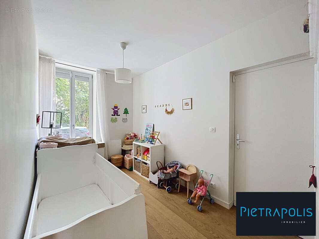 Appartement 70 m² à Dijon  - photo 7