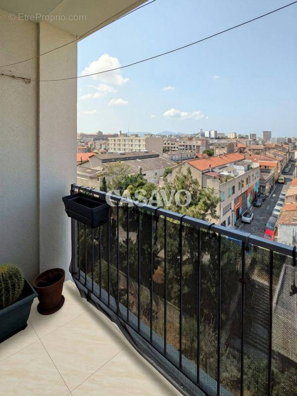 Appartement à MARSEILLE-3E