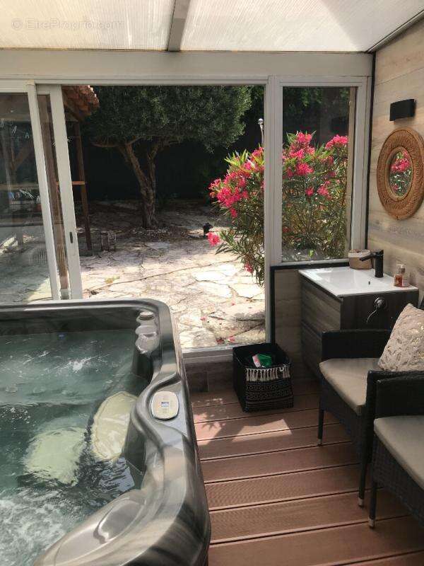 Maison Allauch 5 pièce(s) 104 m2 - photo 9