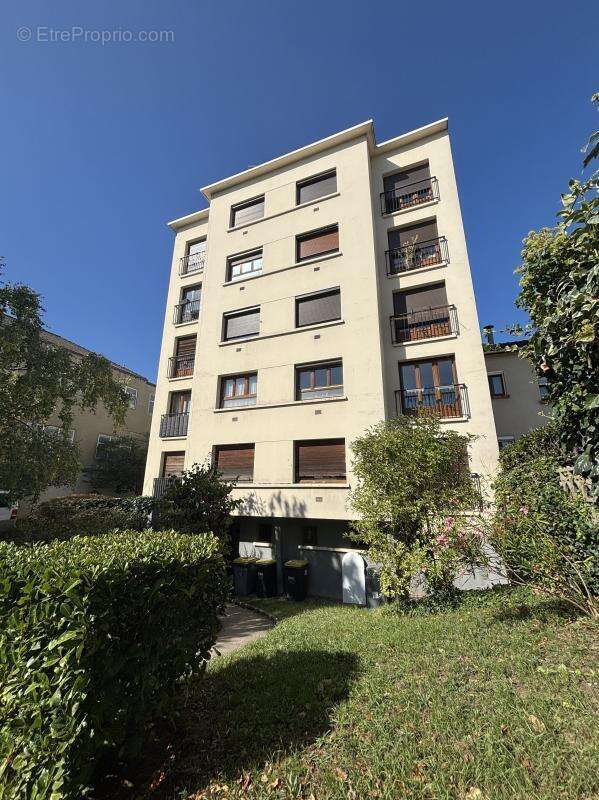 Appartement à BRY-SUR-MARNE