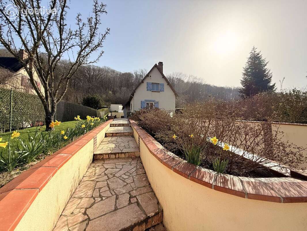 Maison à CANY-BARVILLE