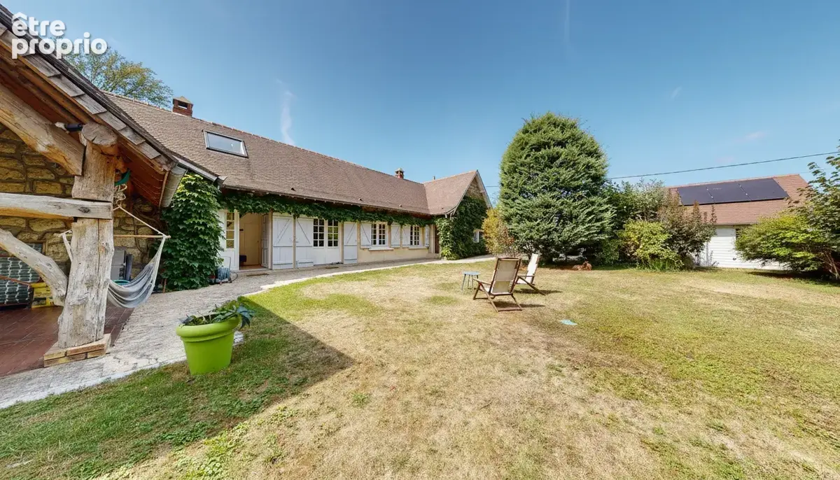 Maison à NEAUPHLE-LE-CHATEAU