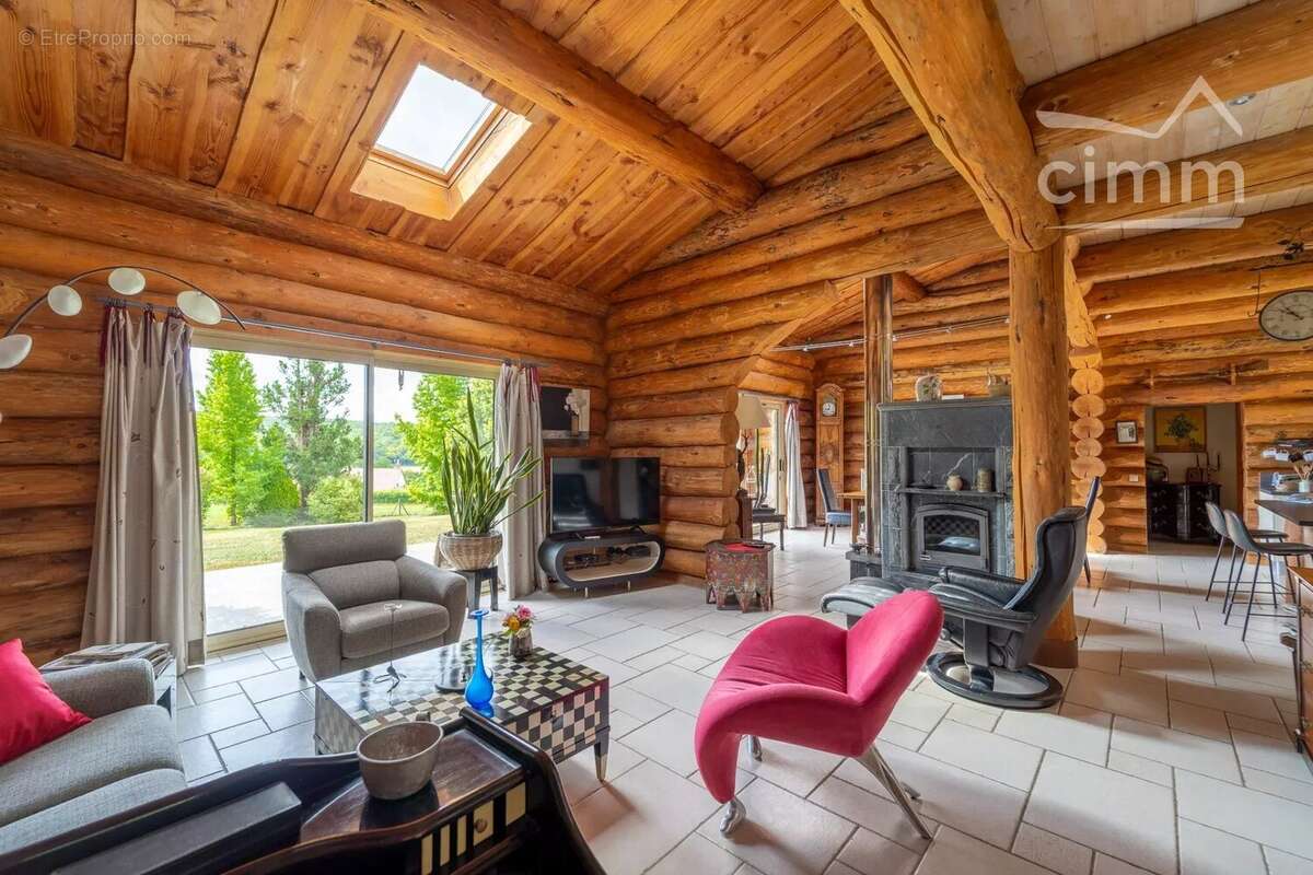 Maison en fuste 4 chambres à La Fermeté - photo 2