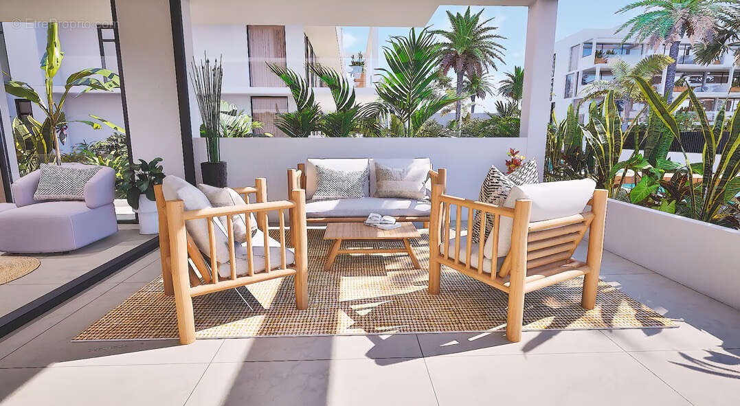 Appartement à COMPS