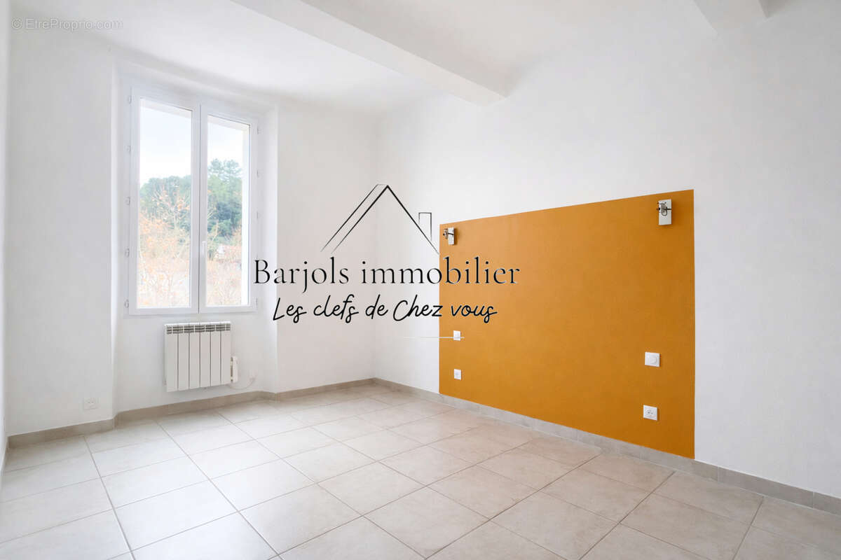 Appartement à BARJOLS