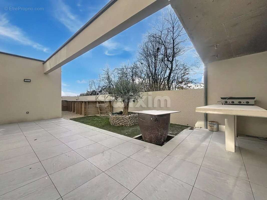 Maison à VILLARS-LES-DOMBES