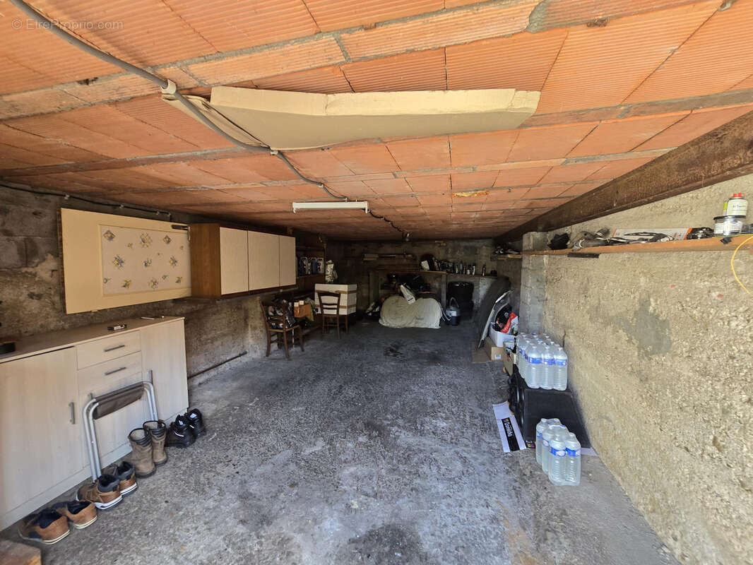 Maison à PUY-GUILLAUME