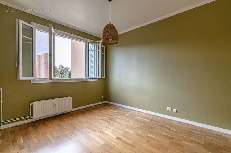  Appartement 4 pièces 72m² – 2/3 chambres – Calme – Cave – Centre Alfortville 94140 - photo 3