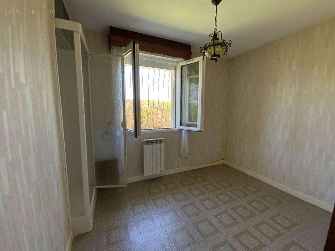 Maison à GENOUILLAC