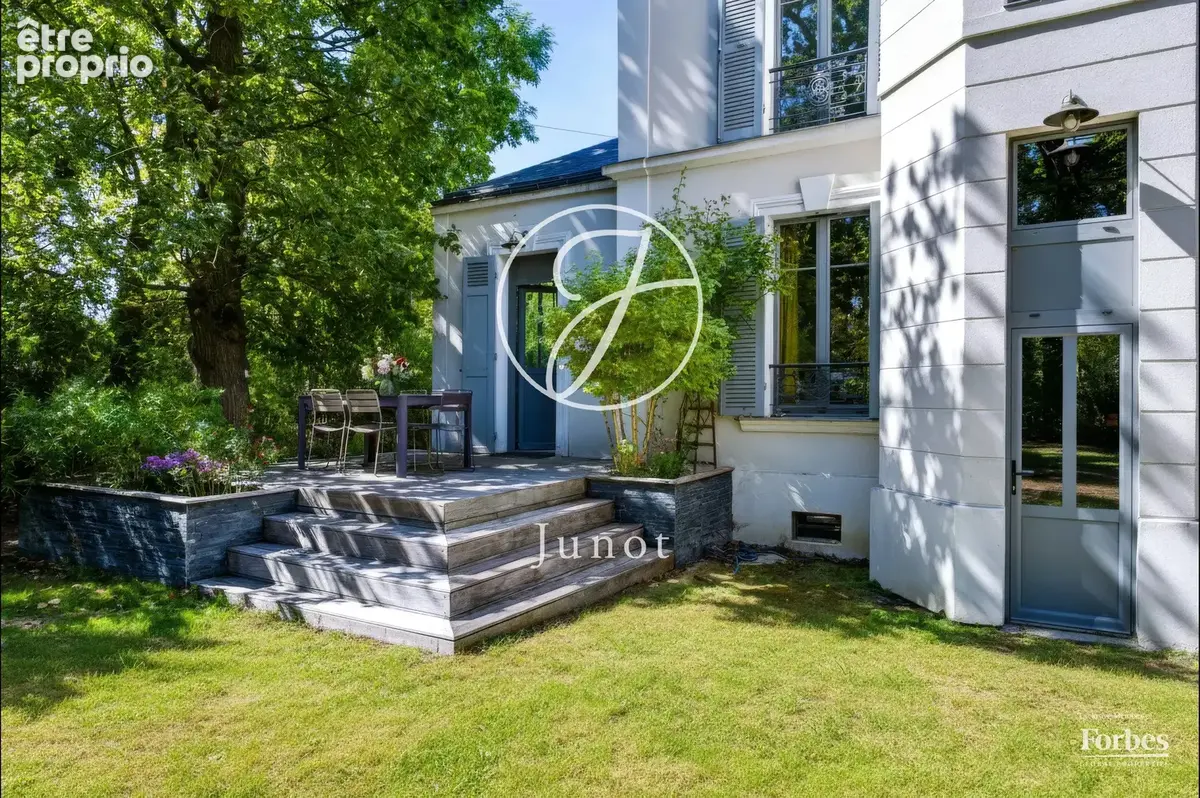 Le Vésinet - CENTRE / IBIS - Maison - 5 chambres - 227m² - Terrain 1298m² - photo 12