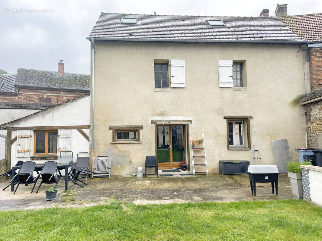 Maison à SAINT-CREPIN-IBOUVILLERS