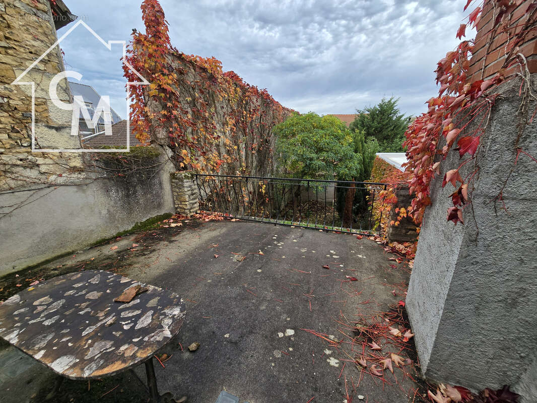 Appartement à SAINT-AMAND-MONTROND