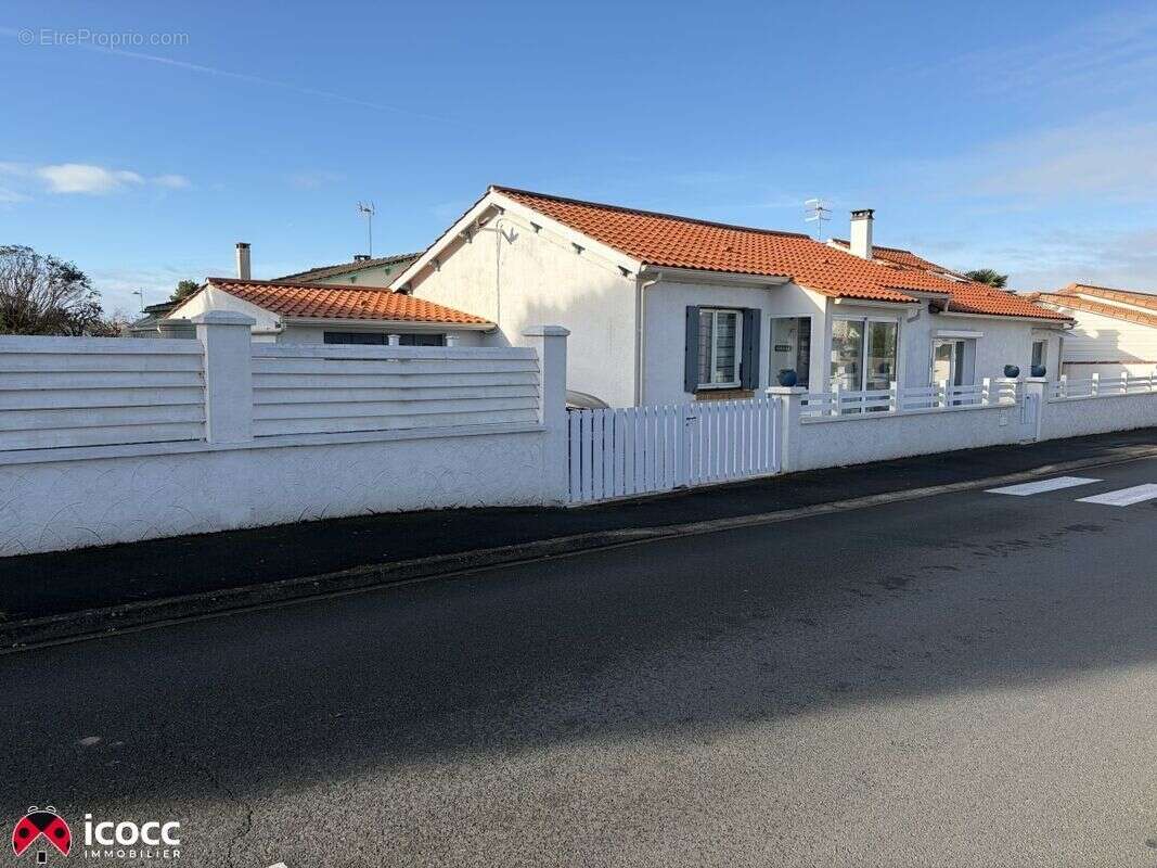 Maison à L'AIGUILLON-SUR-MER