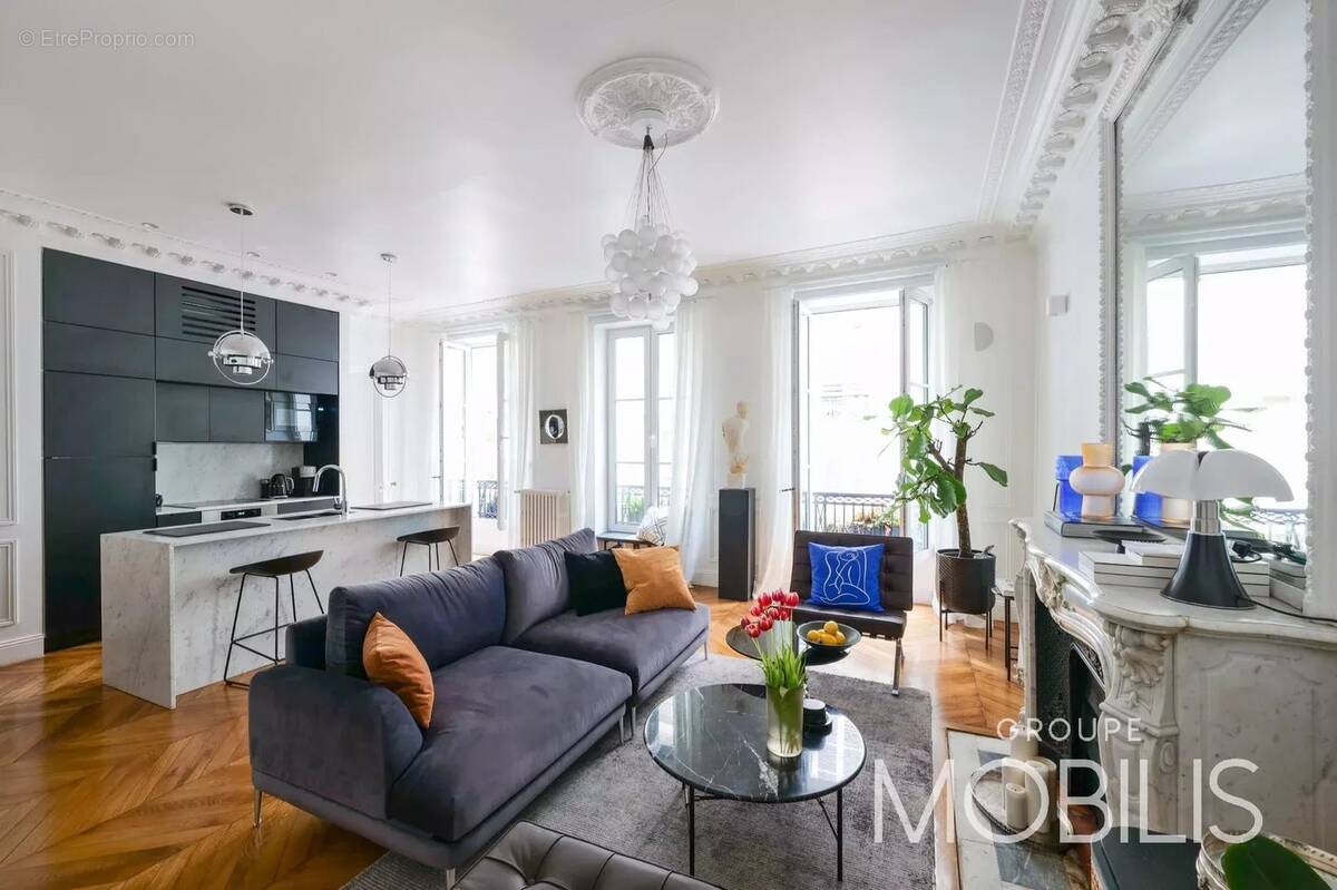 Appartement à PARIS-9E