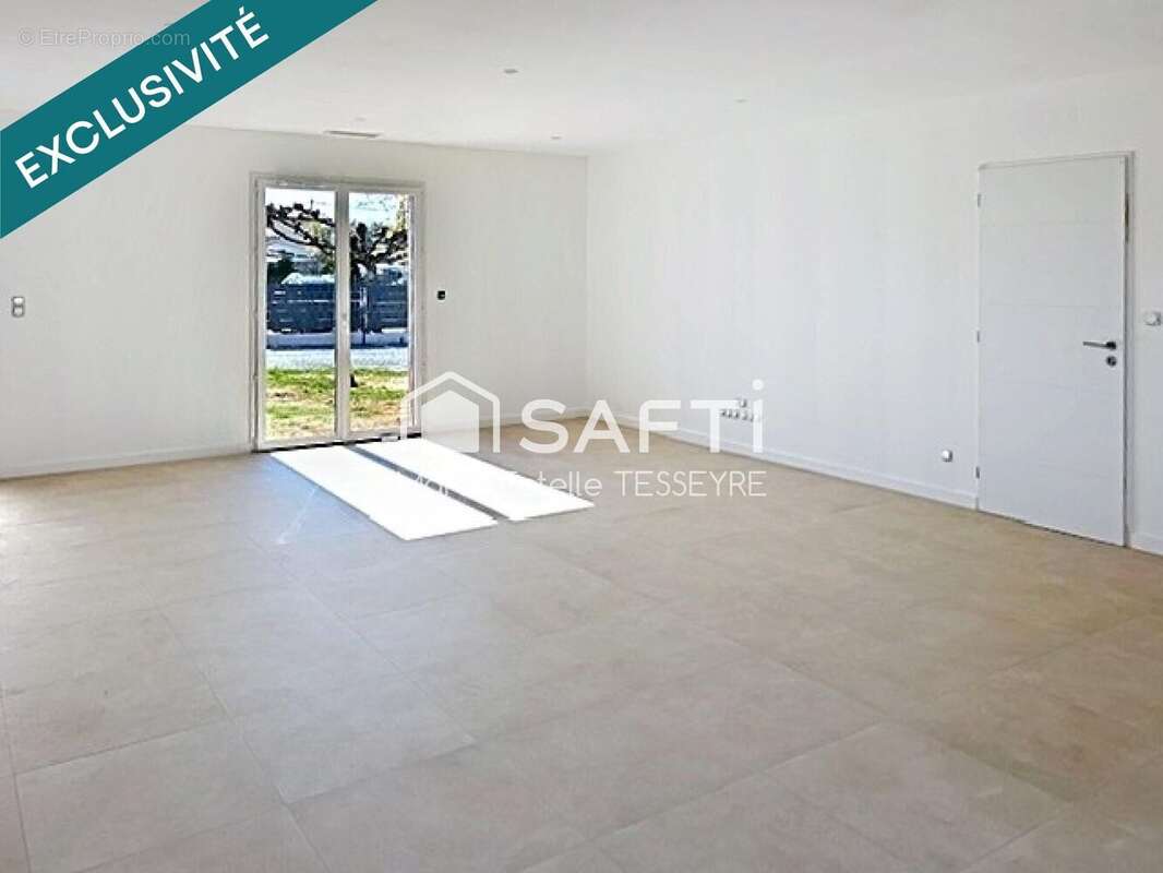 Photo 2 - Maison à LA LANDE-DE-FRONSAC