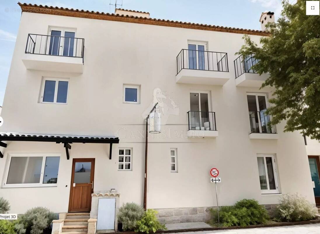 Appartement à MANDELIEU-LA-NAPOULE