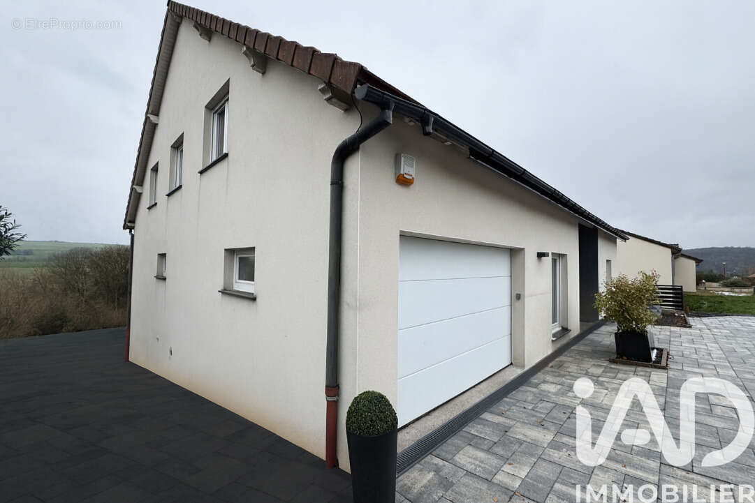 Photo 2 - Maison à BURTONCOURT