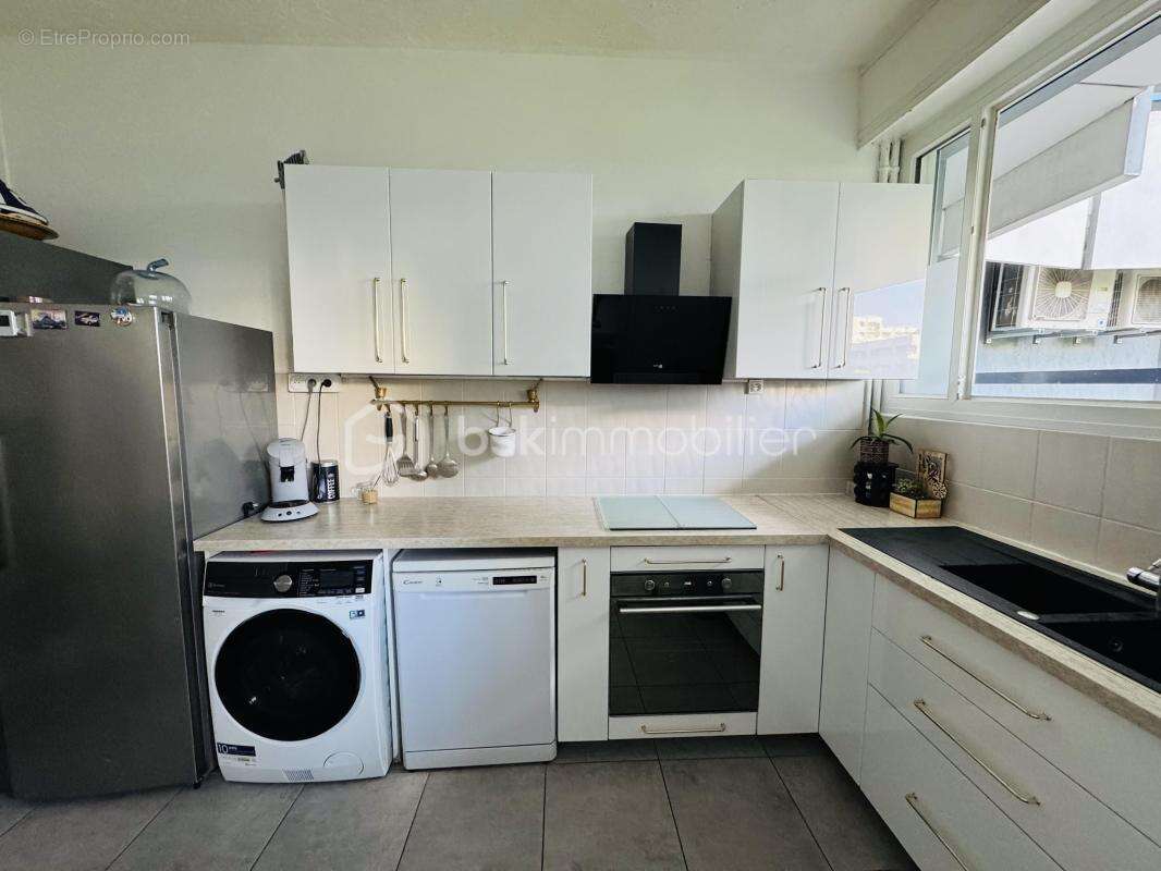 Appartement à LYON-9E
