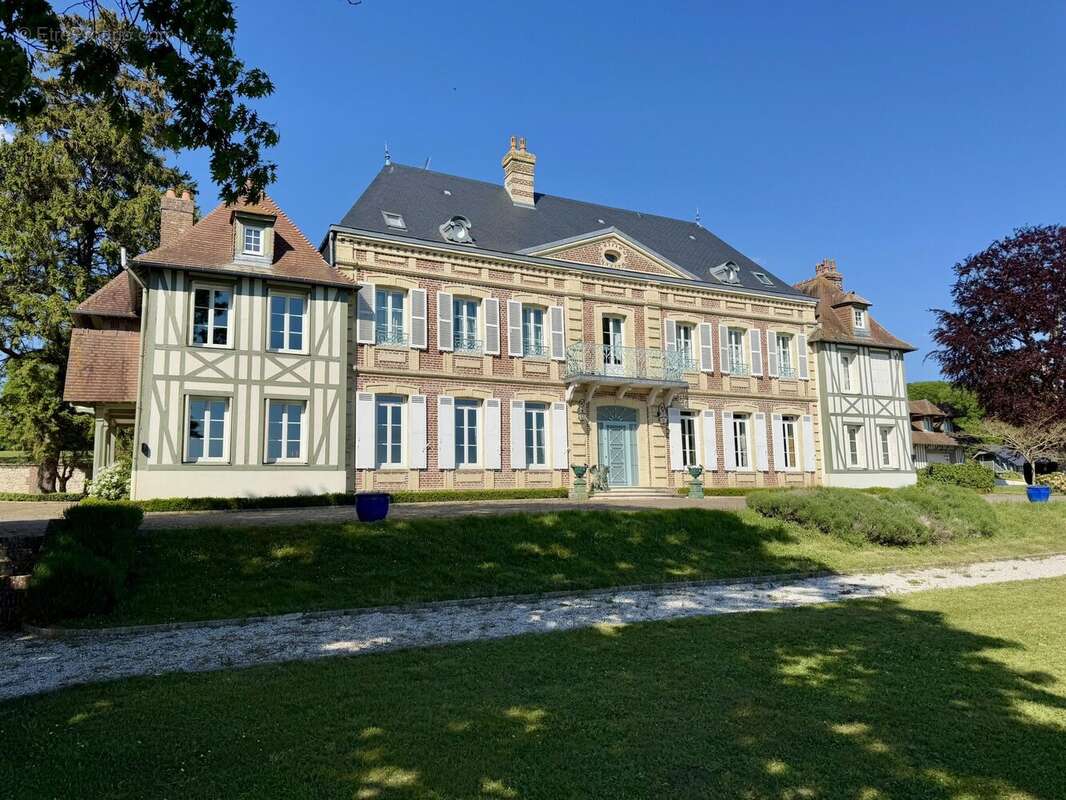 Maison à PONT-L&#039;EVEQUE