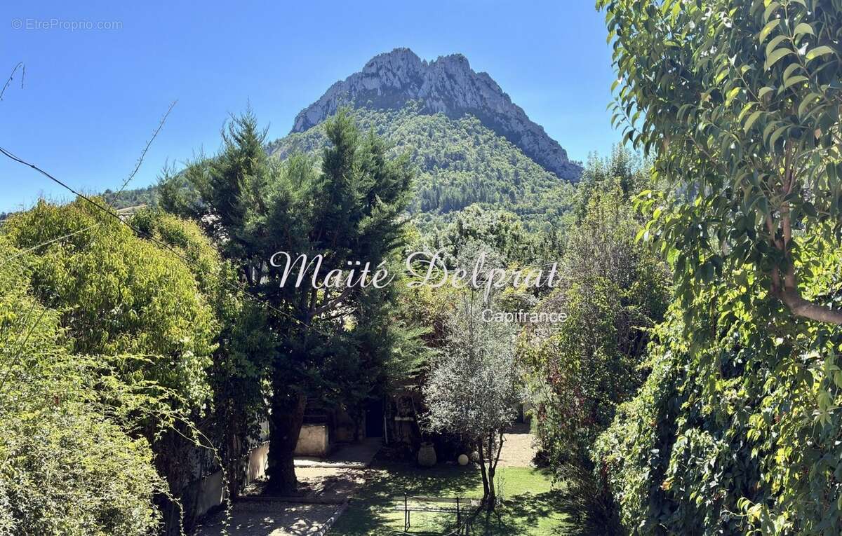 Buis-les-Baronnies – Maison de village de 139 m² avec jardin, 4 chambres, 2 garages, dépendance et vue sur le Pic Saint-Julien - photo 21