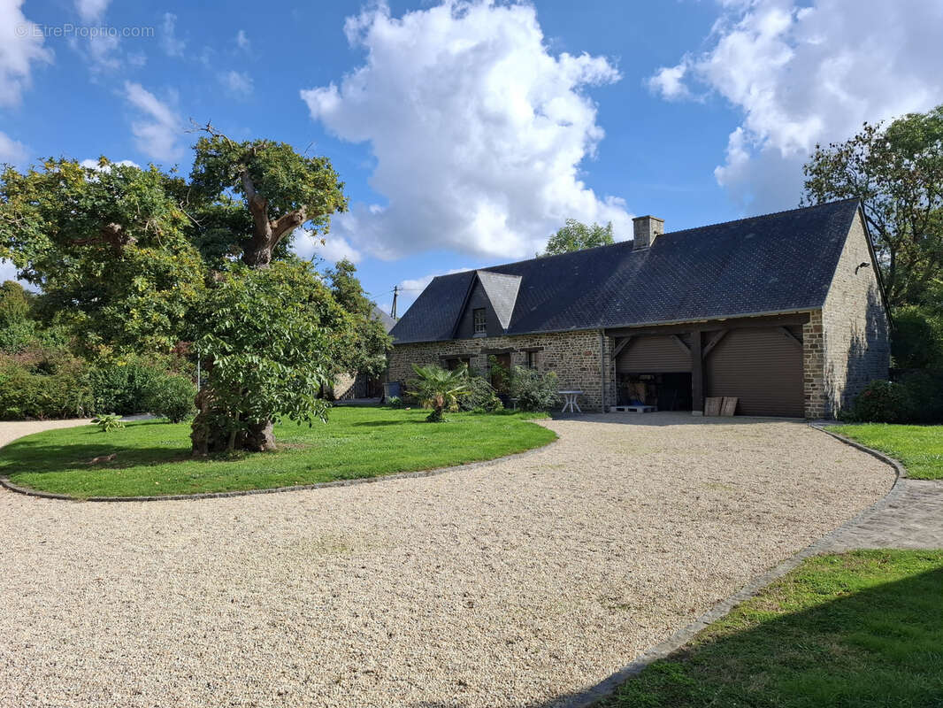 Maison à SAINT-AUBIN-DES-PREAUX