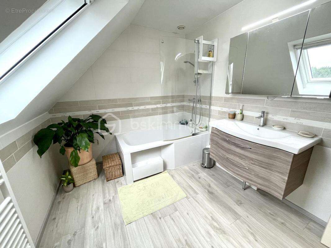 Maison à VILLIERS-SUR-ORGE