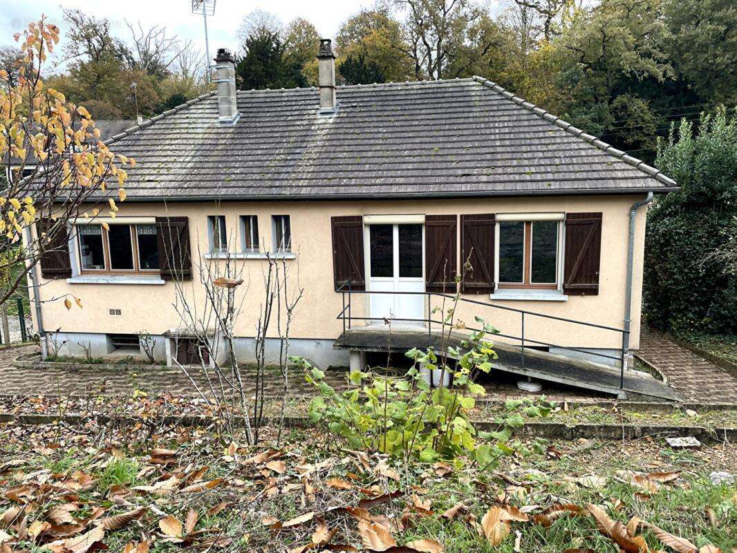 Maison à NOGENT-LE-ROI
