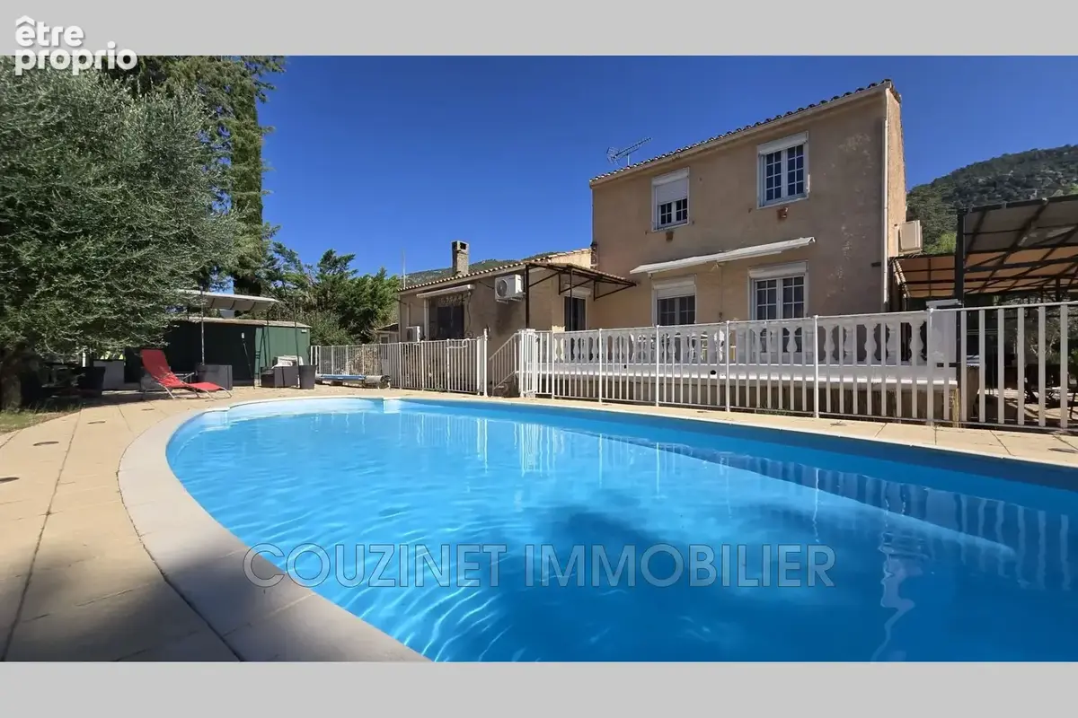 Maison 6 pièces 152 m² à vendre à Signes (83870) - photo 1