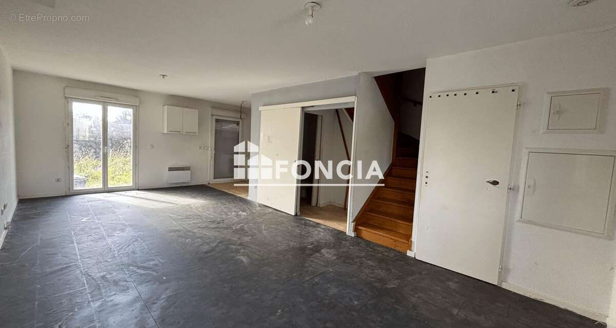 Maison à BOURG-LES-VALENCE