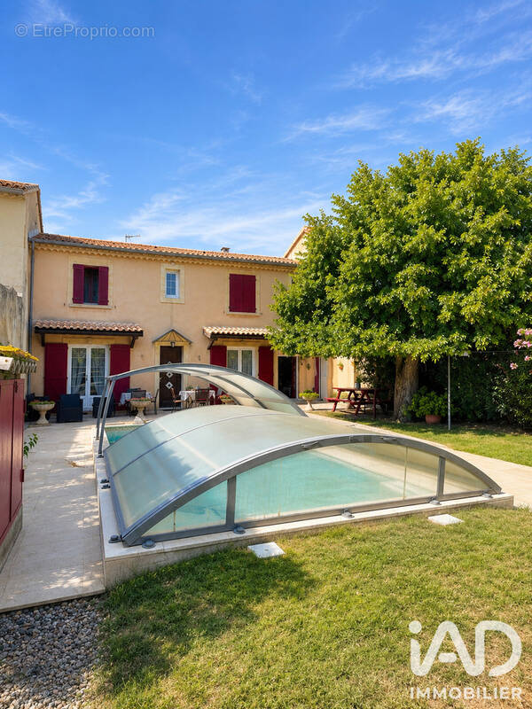 Photo 1 - Maison à CAMARET-SUR-AIGUES