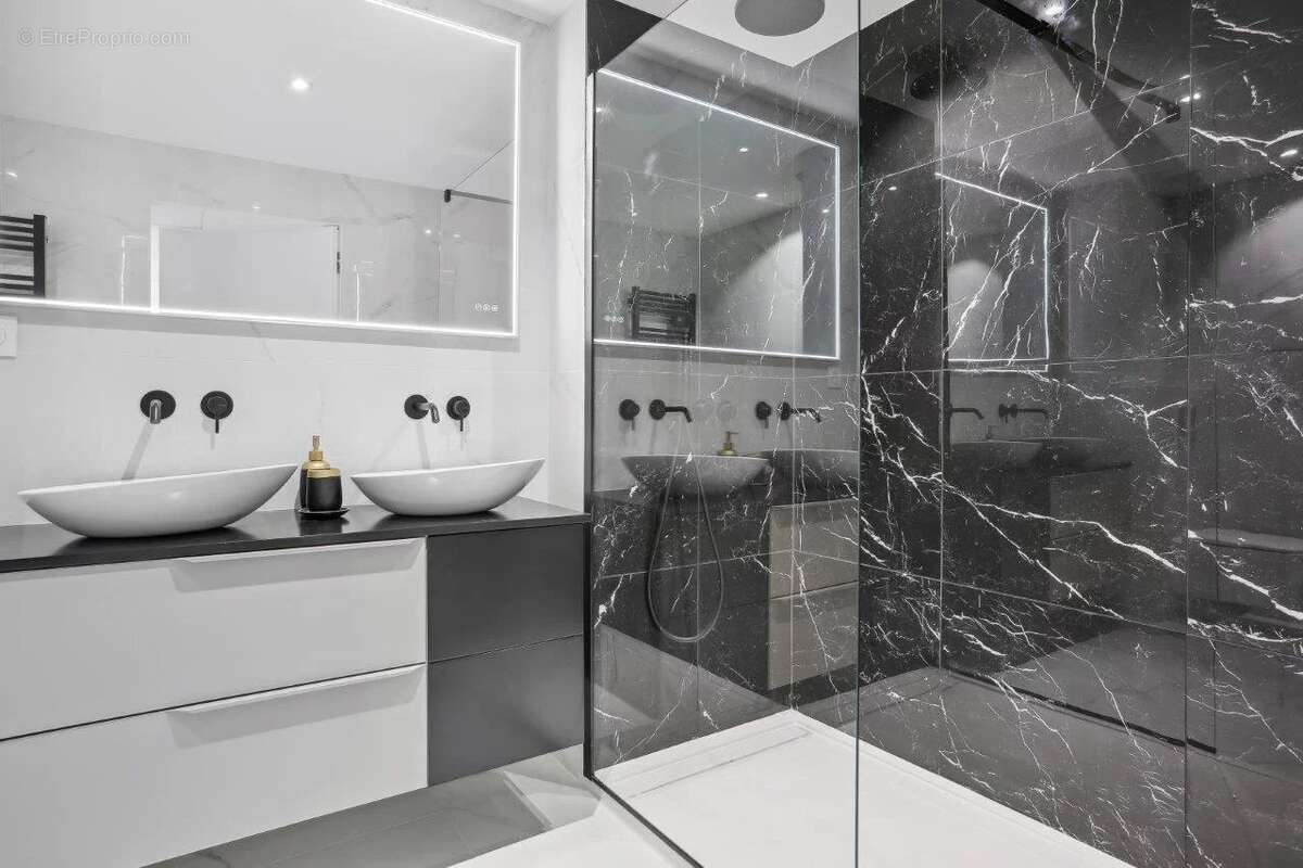 Appartement à LE CANNET