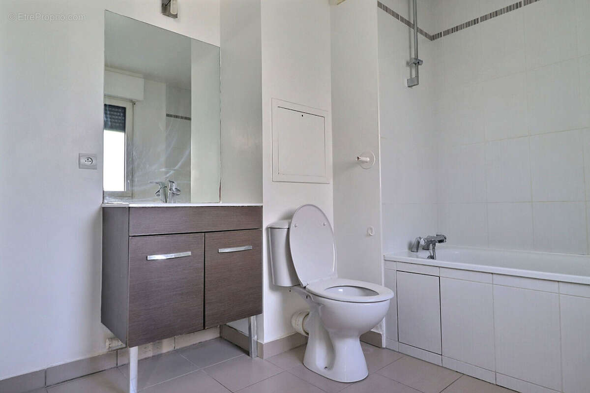Appartement à COLOMBES