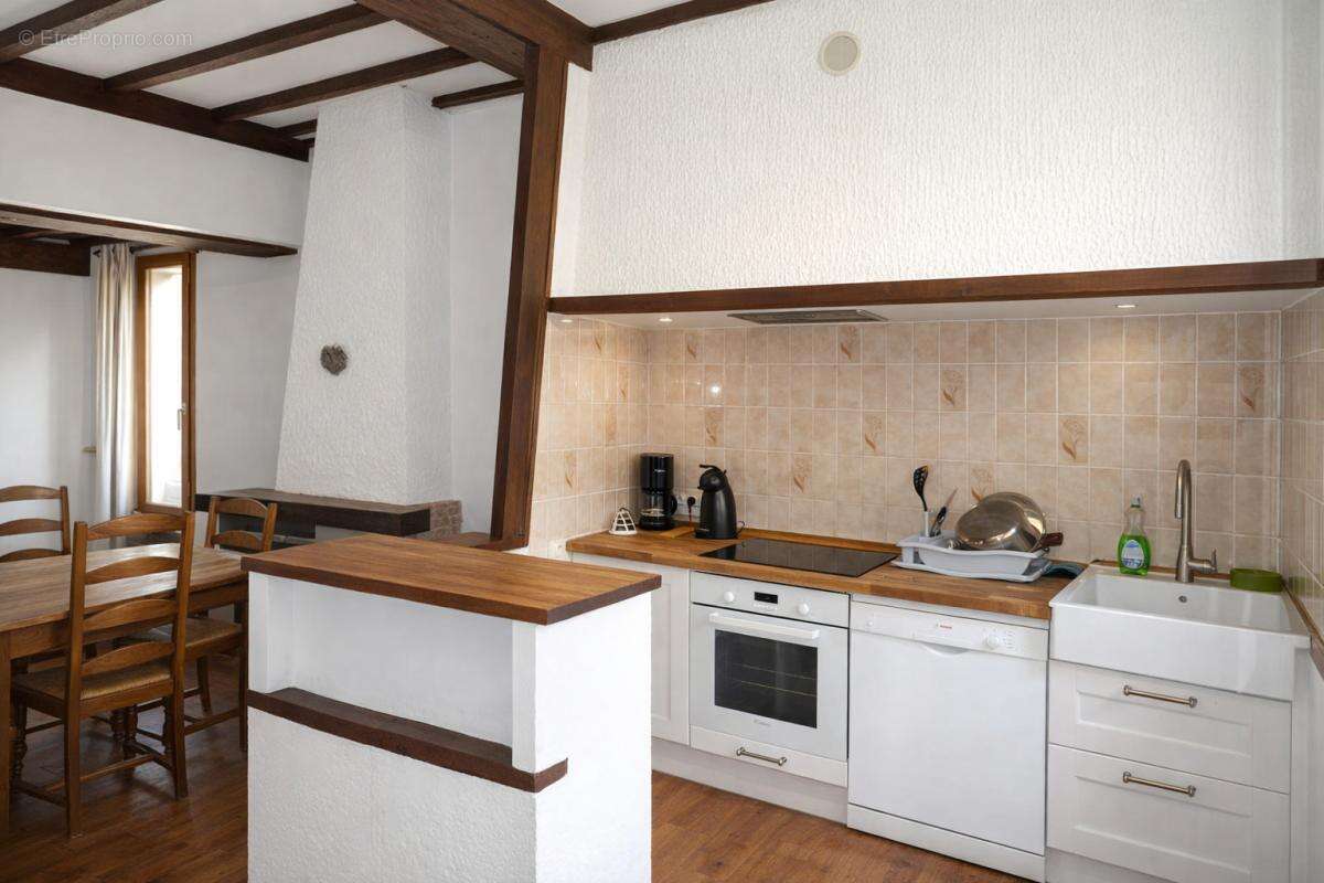 Maison à MONTELIMAR
