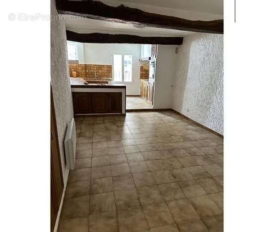 Maison à LA ROQUEBRUSSANNE