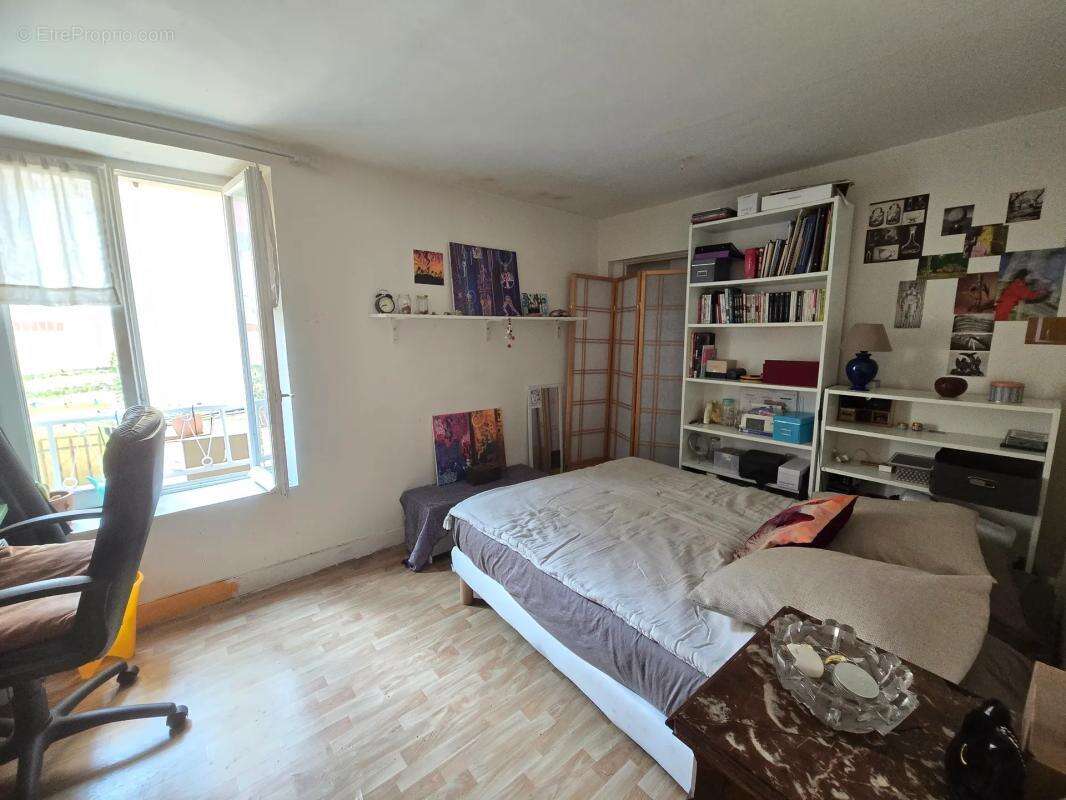 Maison de ville de 4 pièces en triplex à Nanterre - photo 6