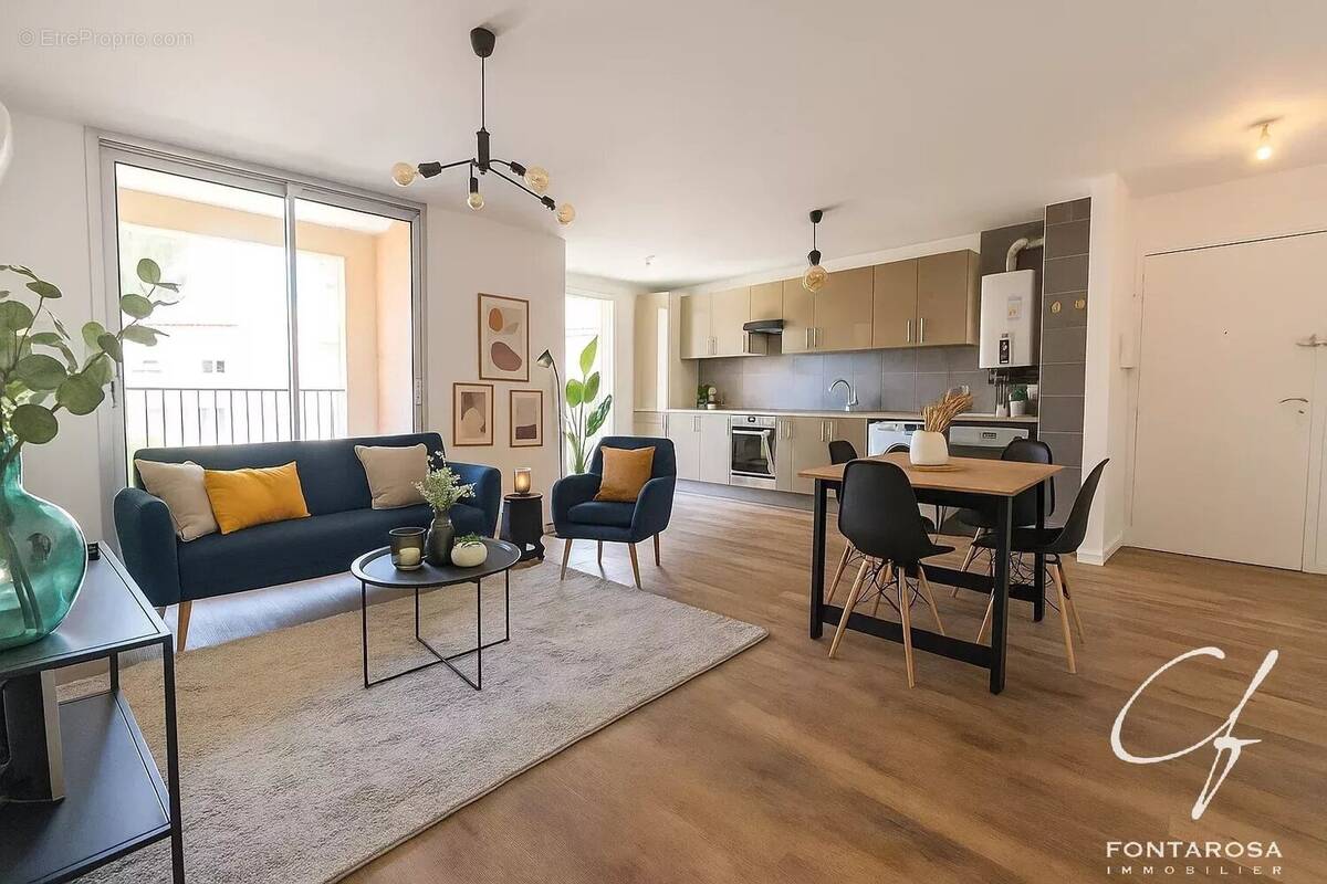 Appartement à FREJUS