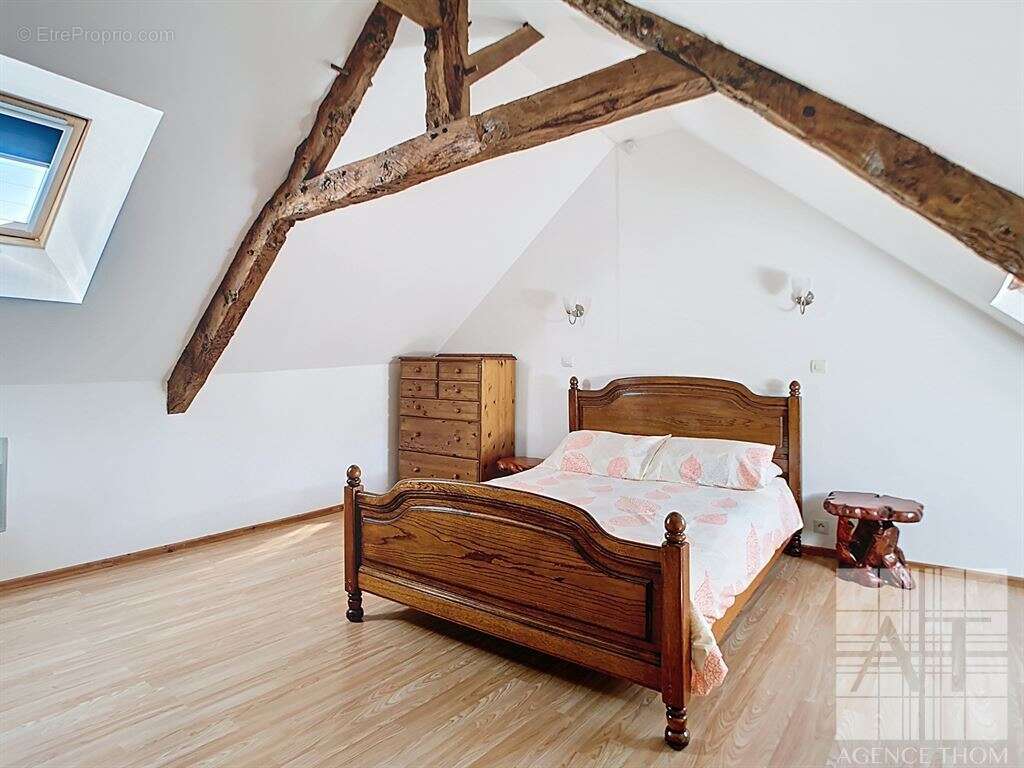 Maison à MEGRIT