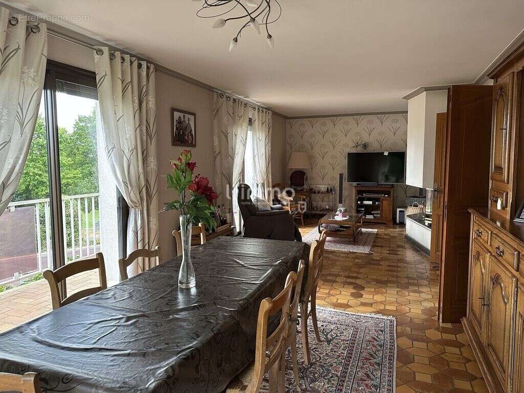 Maison à SAINT-ANDRE-DE-MESSEI