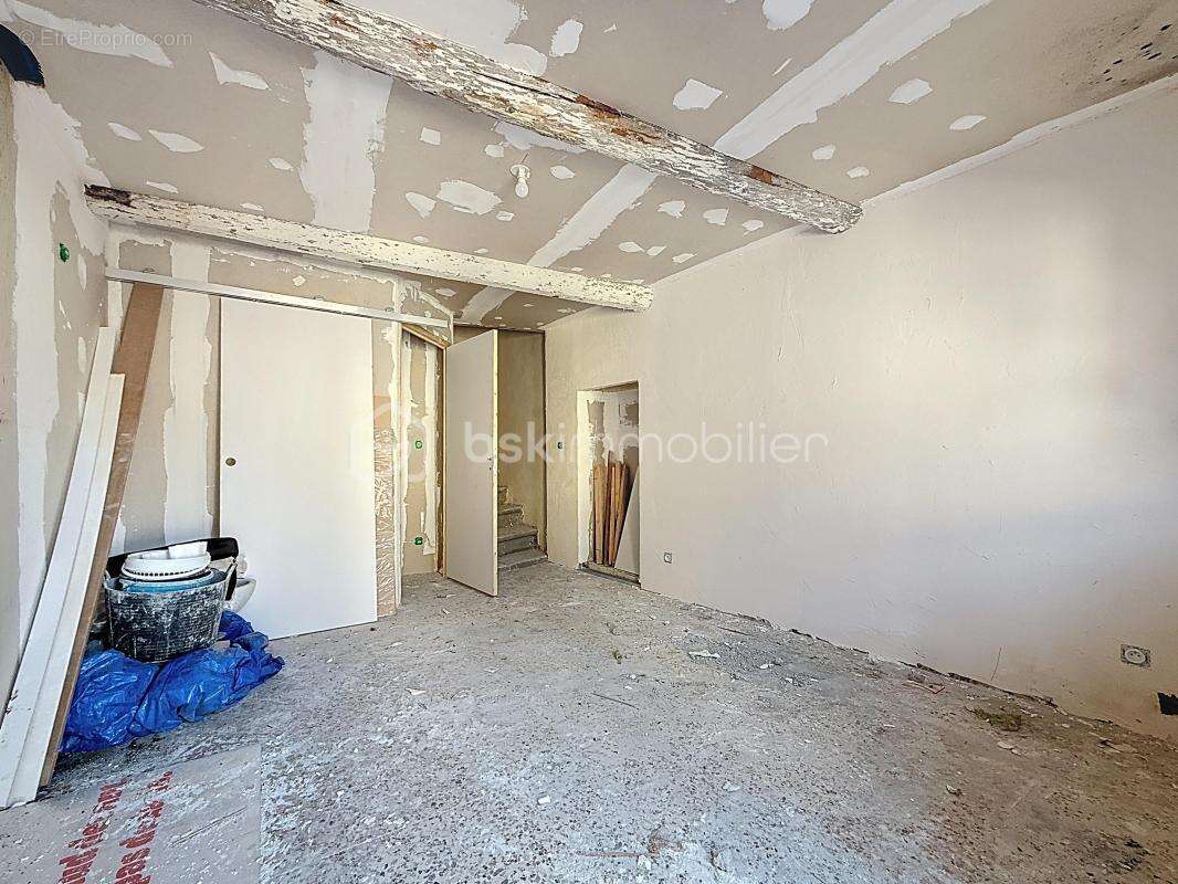 Maison à SAINT-GILLES