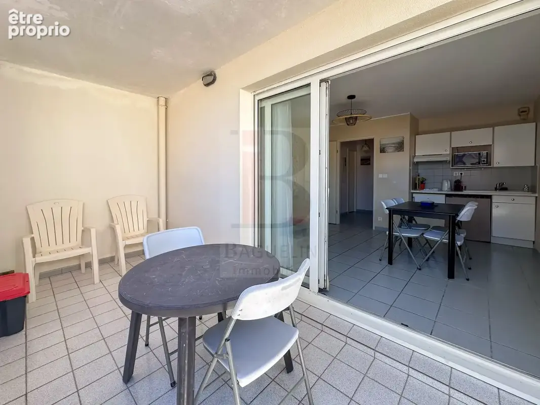 Appartement à FOURAS