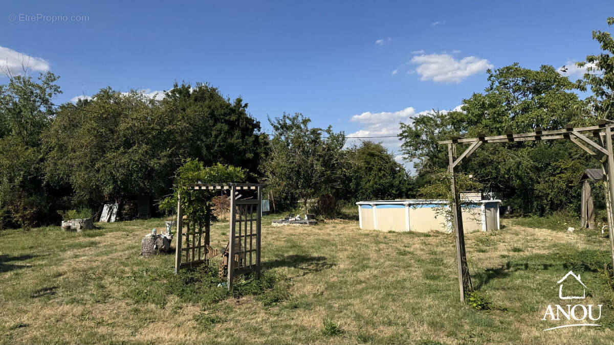 Maison à CHATILLON-EN-DUNOIS