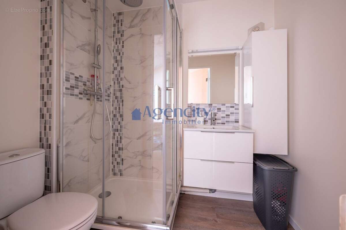 Appartement à LOGNES