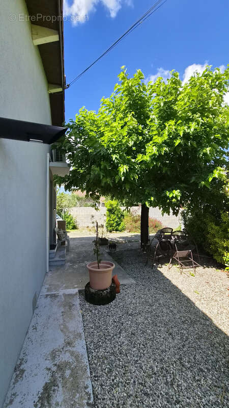 Maison à ROMANS-SUR-ISERE