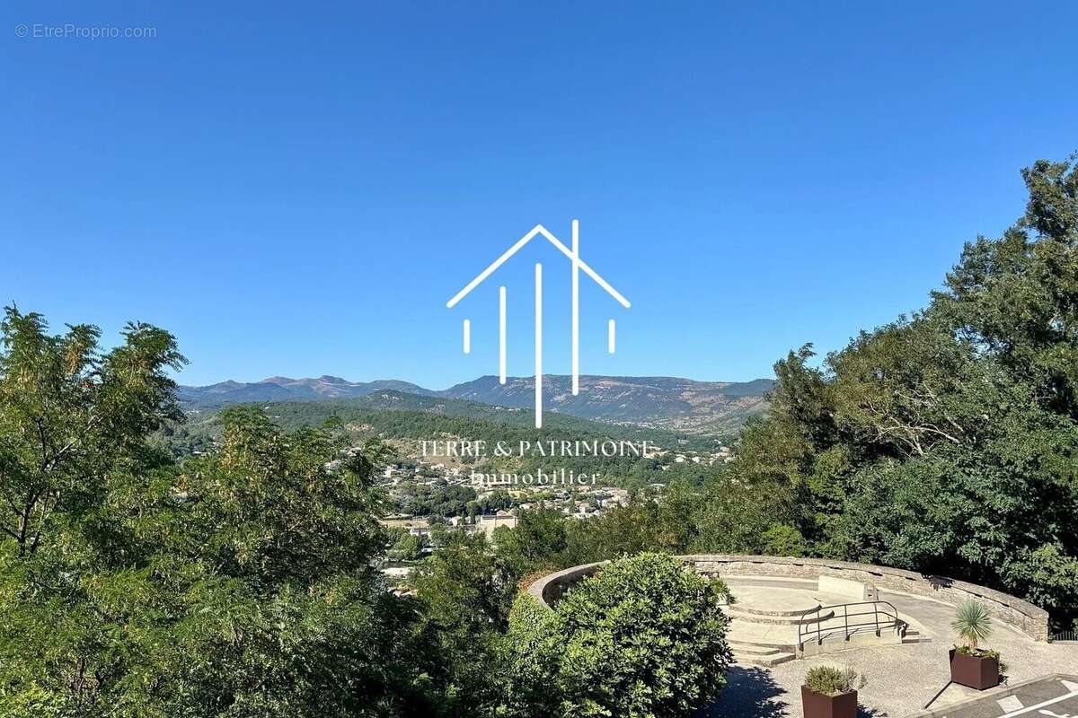 Appartement à AUBENAS