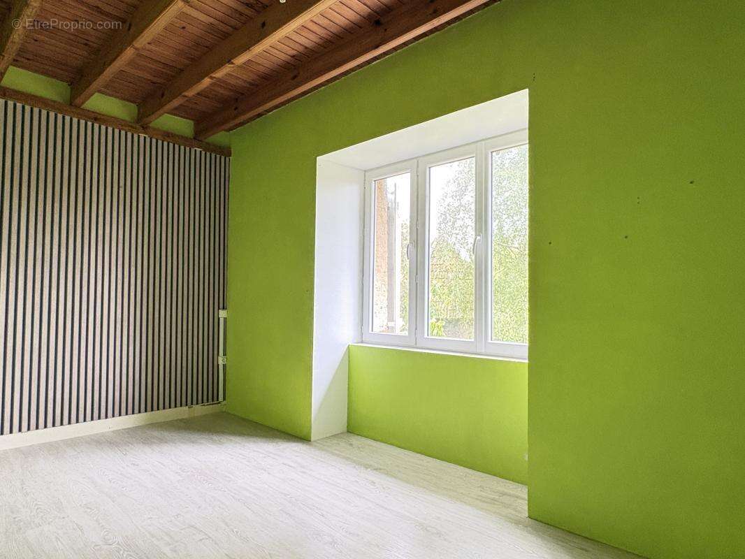Maison 208 m² à Marigny  - photo 20