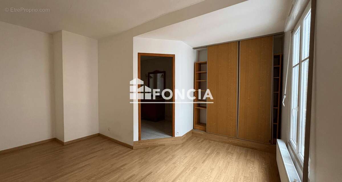 Appartement à CHARLEVILLE-MEZIERES