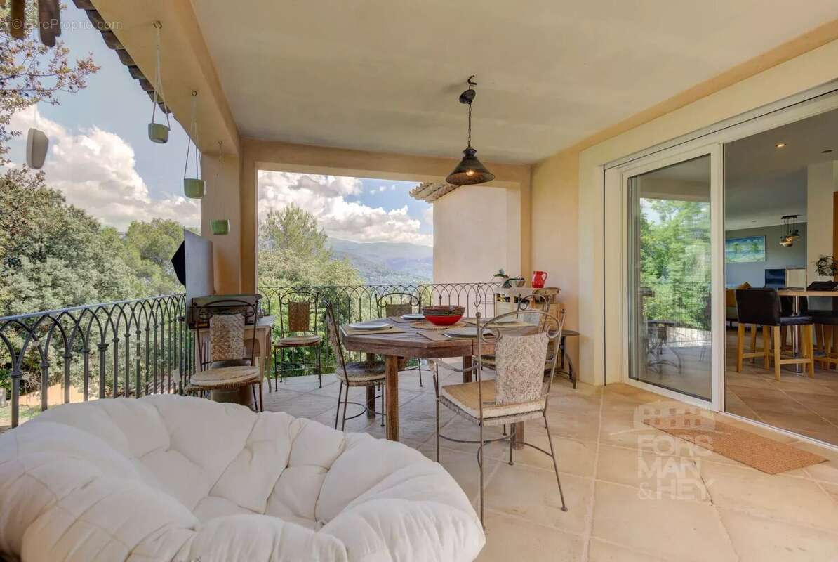 Maison à PEYMEINADE