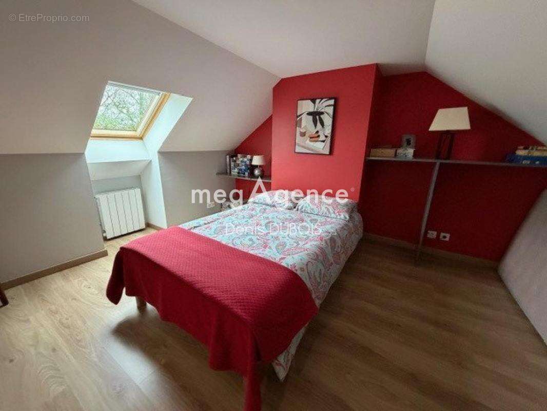 Maison à CONDE-SUR-SARTHE