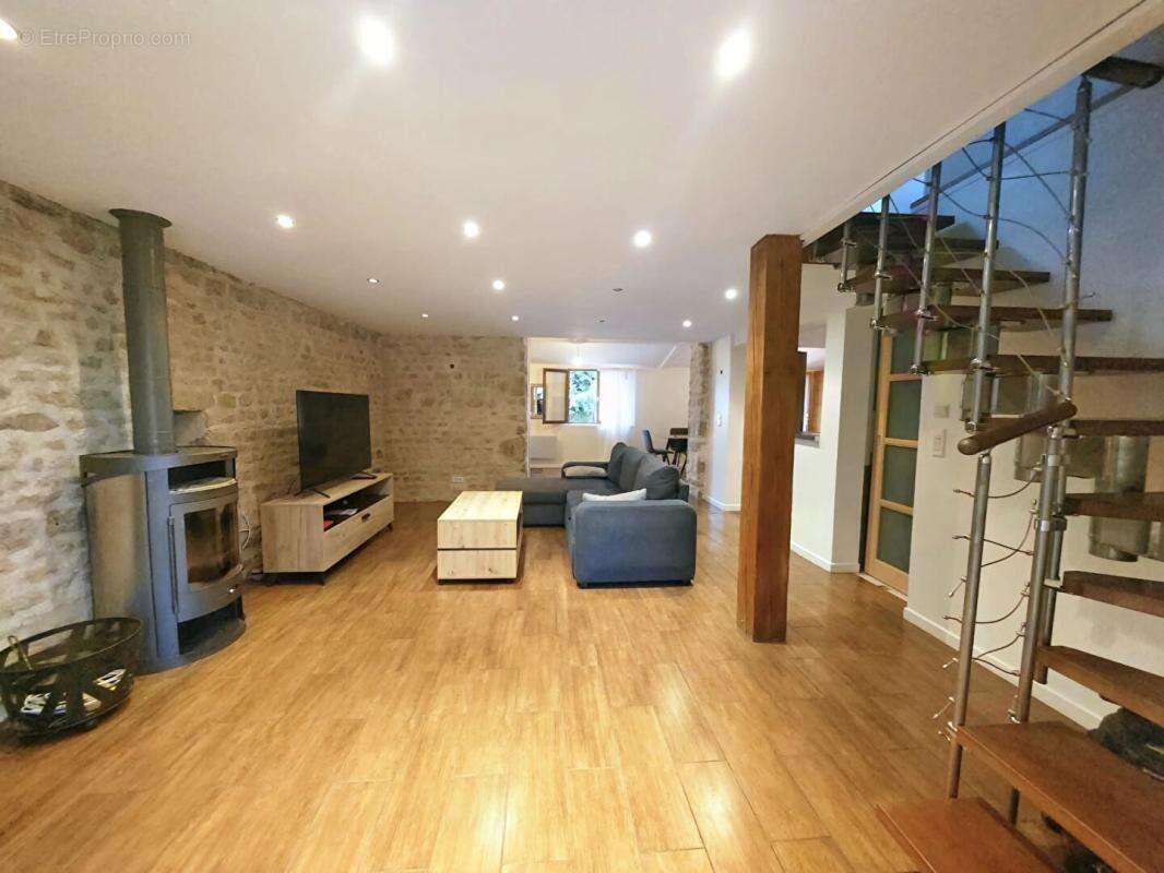 Coup de coeur : Charmante maison en pierre ? Jardin sans vis-à-vis - photo 8