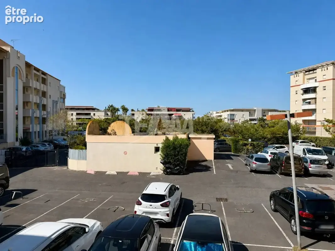 T2 avec parking proche plage - photo 12